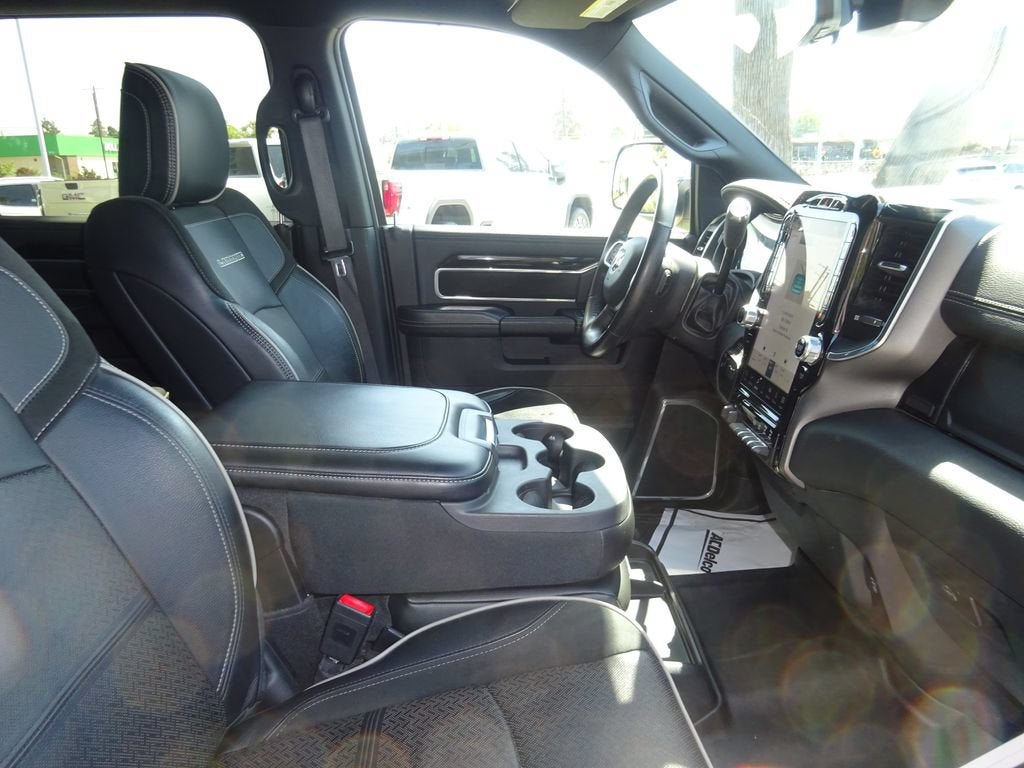 2022 RAM 2500 Laramie Crew Cab 4x4 6'4" Box