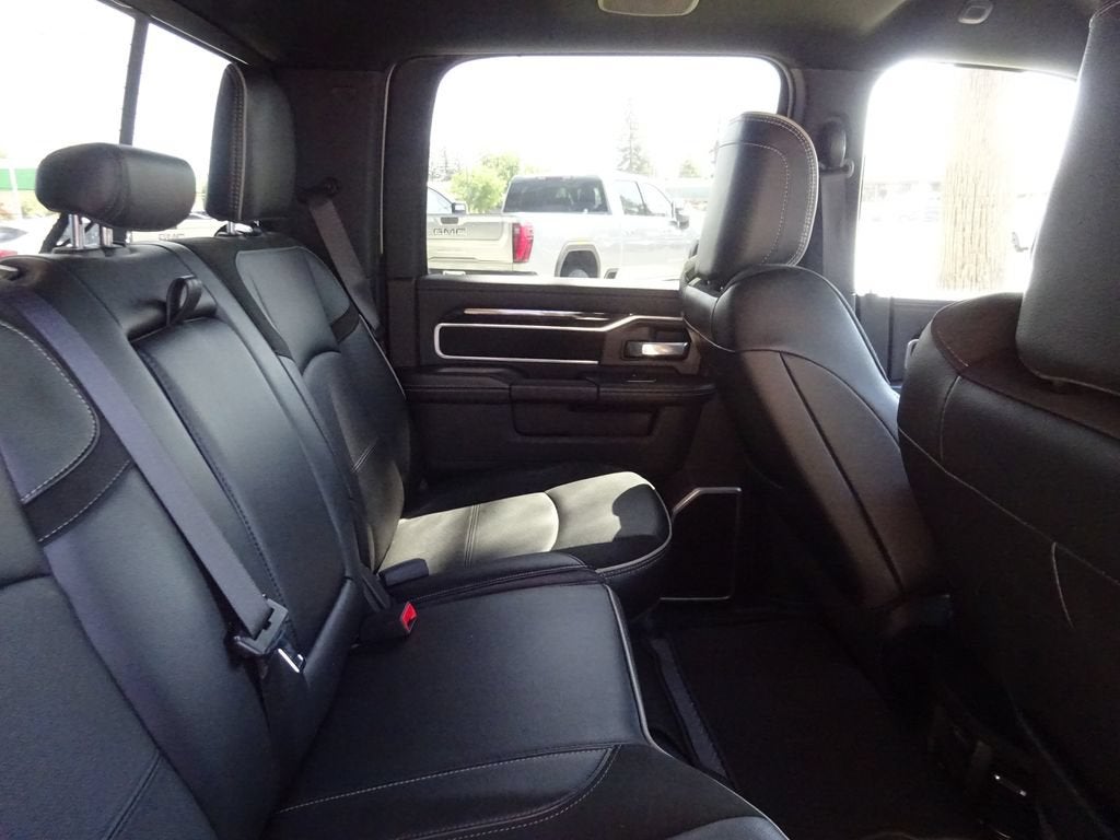 2022 RAM 2500 Laramie Crew Cab 4x4 6'4" Box