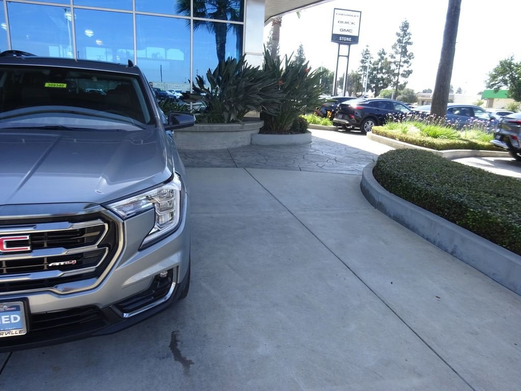 2023 GMC Terrain AT4