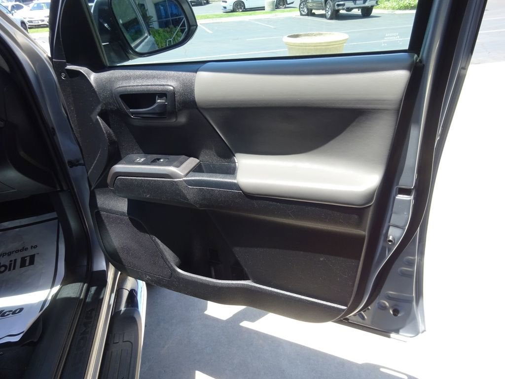 2021 Toyota Tacoma 2WD SR5