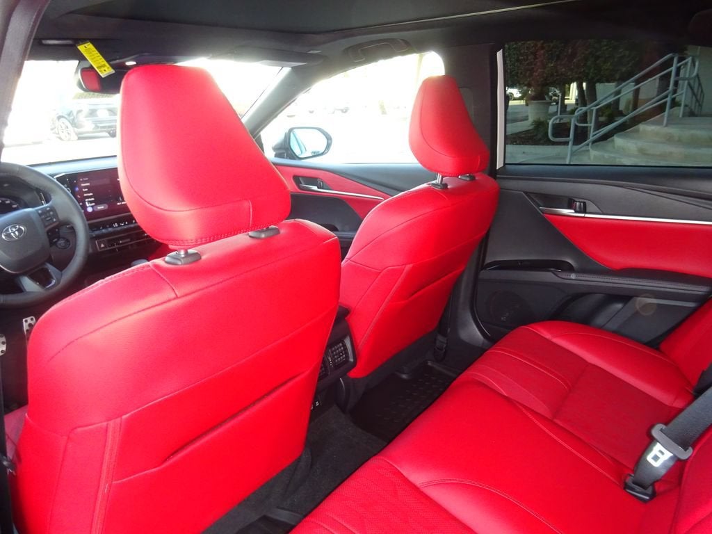 2025 Toyota Camry XSE - Photo 19