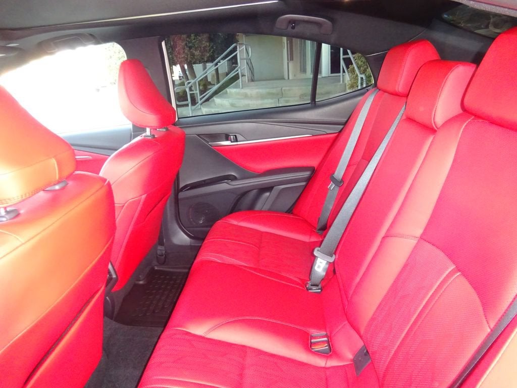2025 Toyota Camry XSE - Photo 20