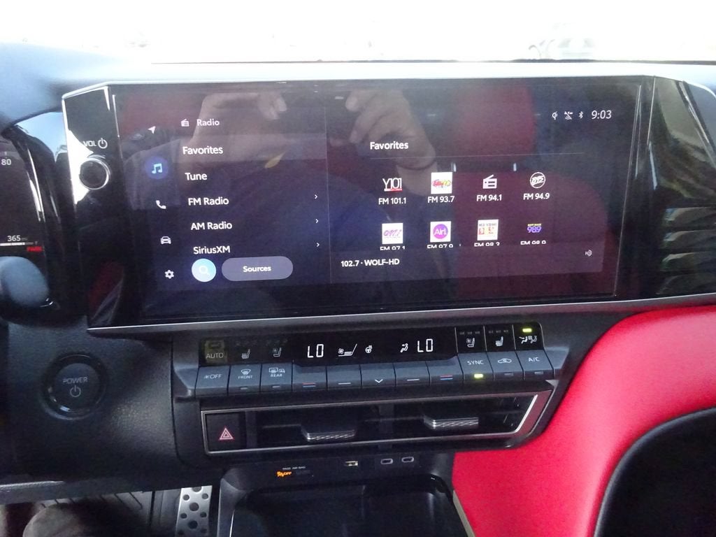 2025 Toyota Camry XSE - Photo 26