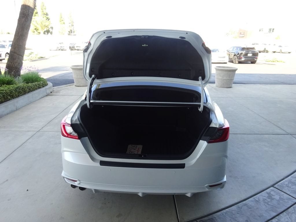 2025 Toyota Camry XSE - Photo 30