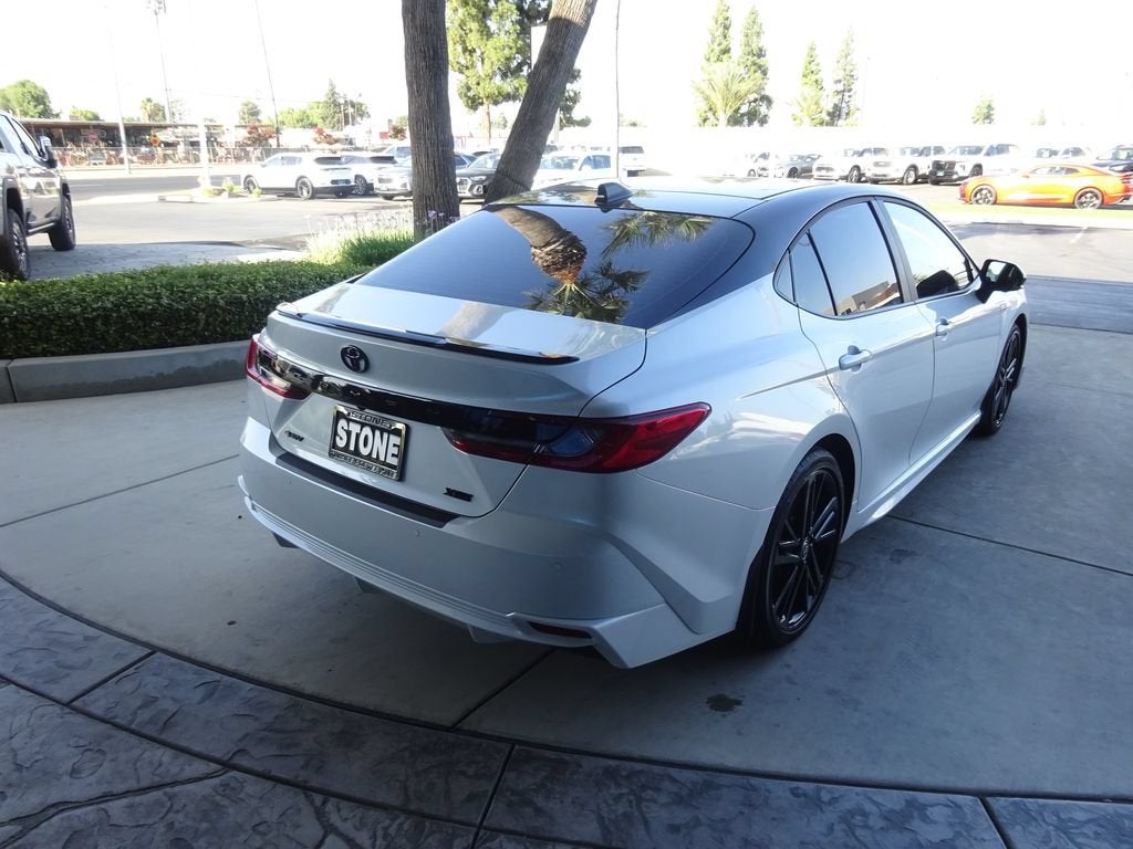 2025 Toyota Camry XSE - Photo 7