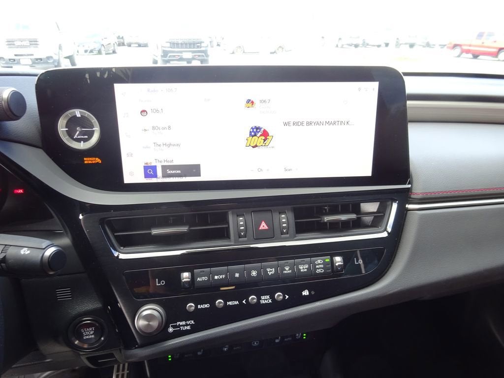 2023 Lexus ES ES 350 F SPORT Handling