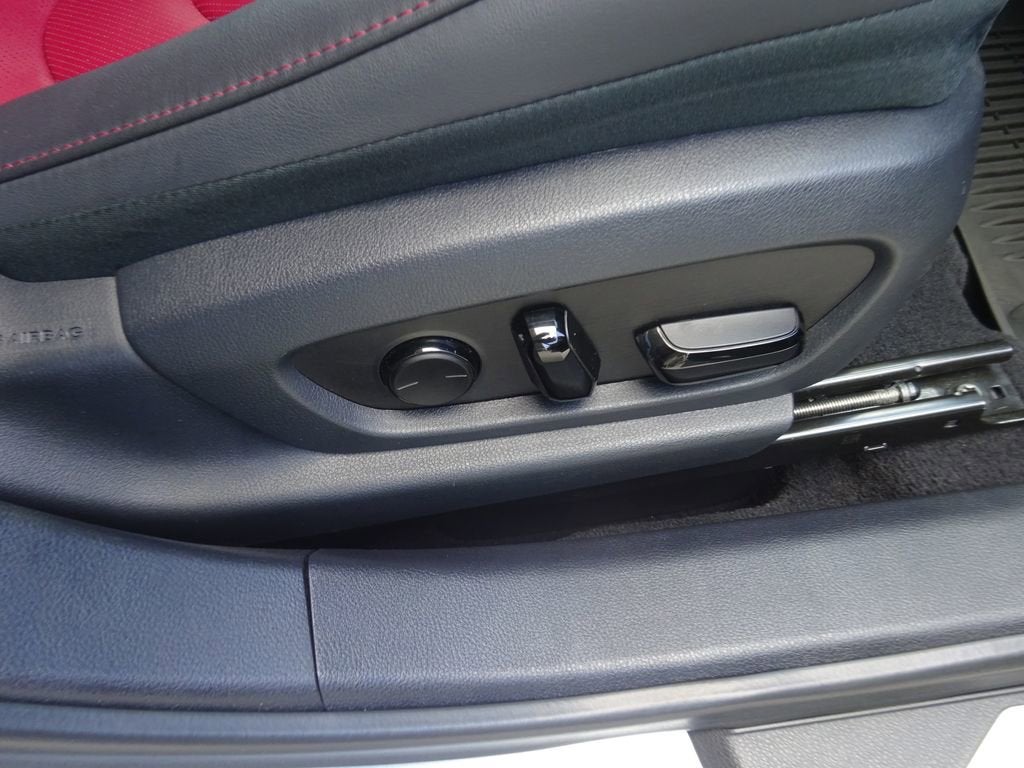 2023 Lexus ES ES 350 F SPORT Handling