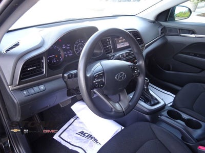2019 Hyundai Elantra SE