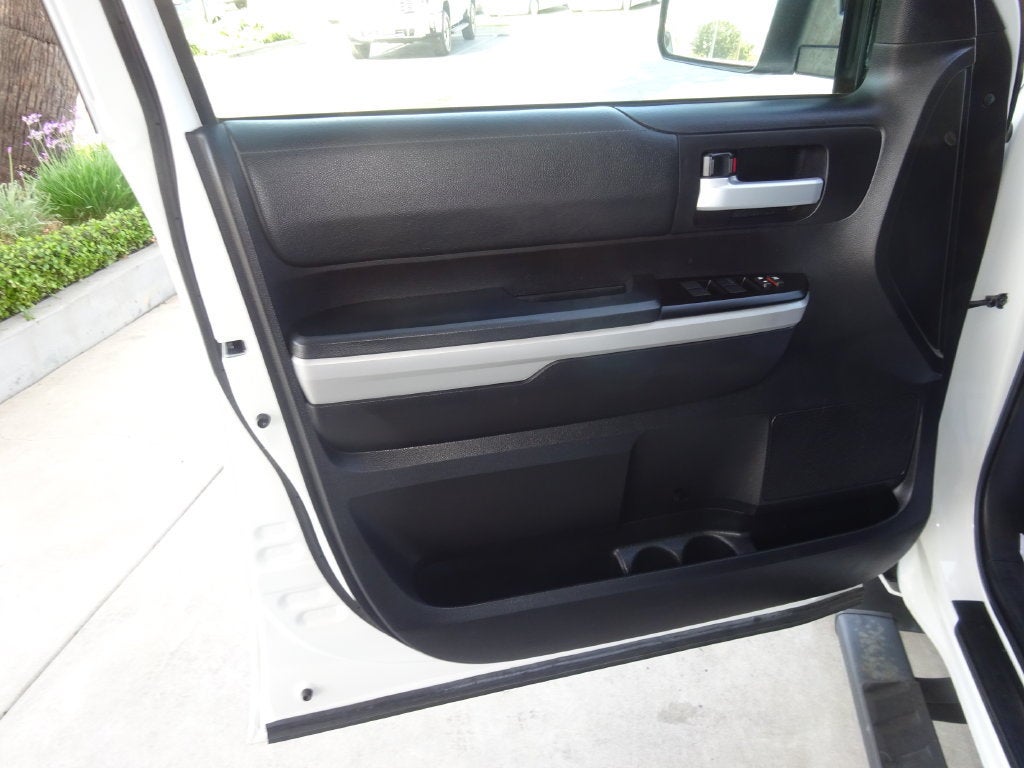 2021 Toyota Tundra SR5 - Photo 24