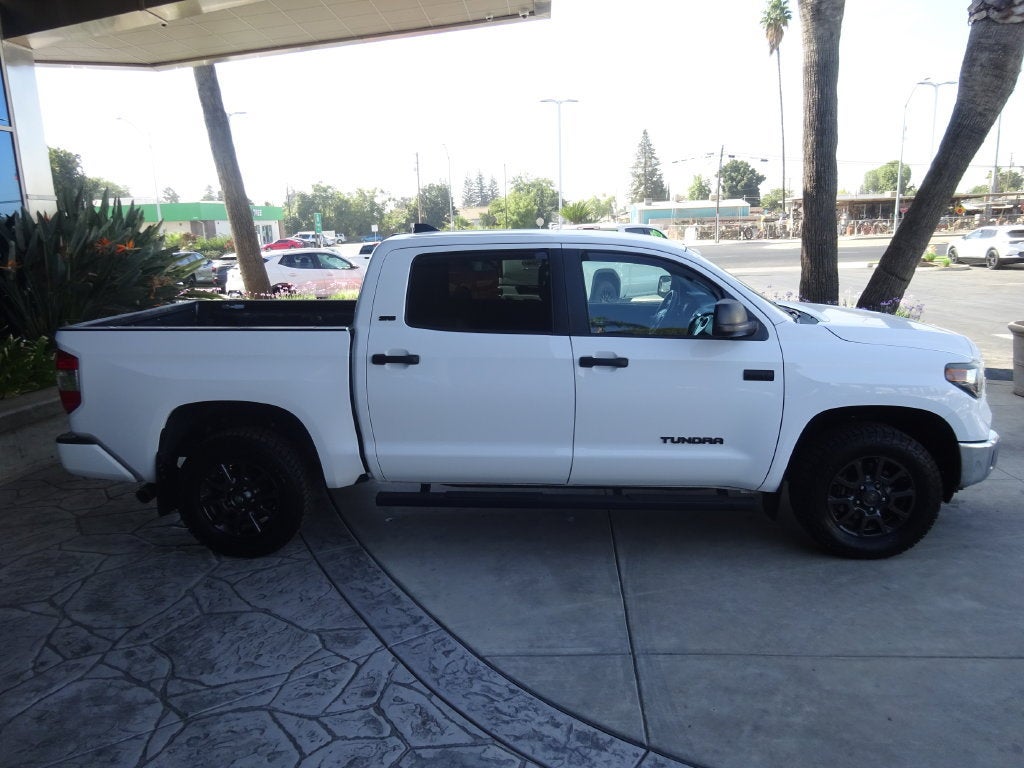 2021 Toyota Tundra SR5 - Photo 9