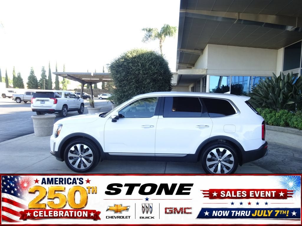 2022 Kia Telluride S