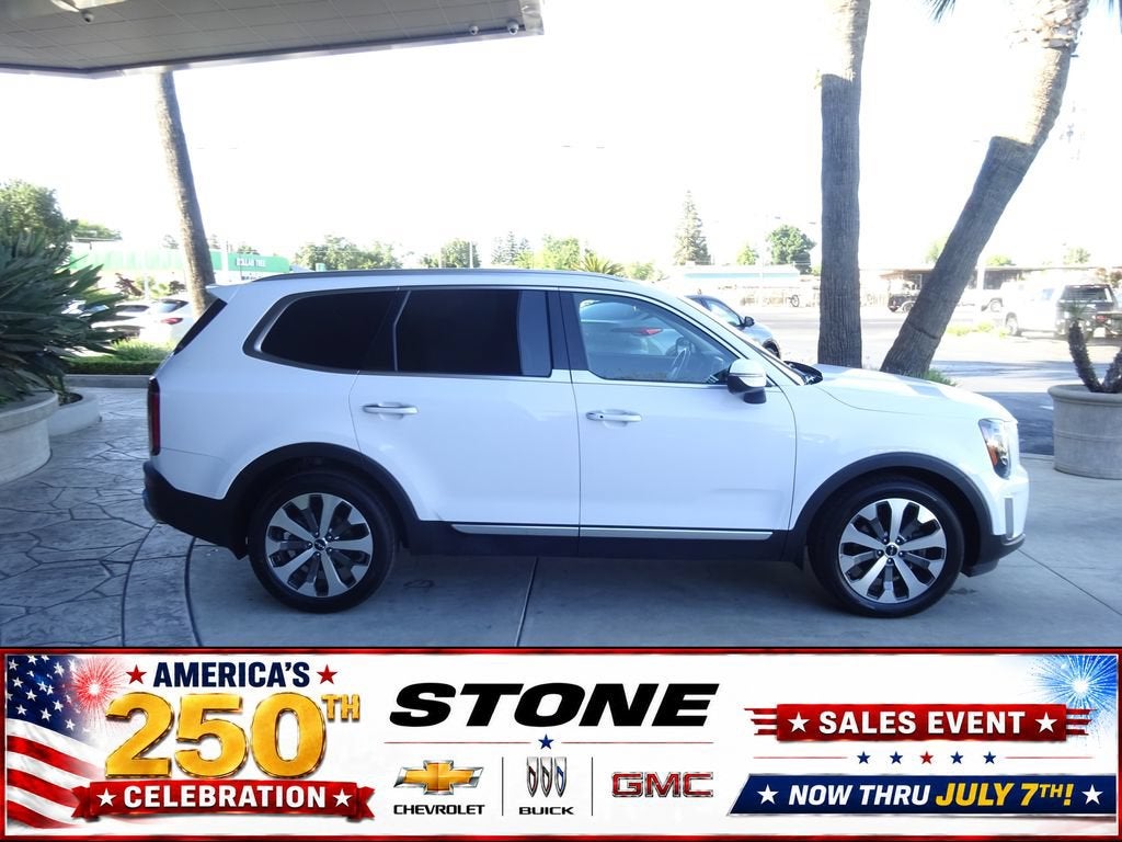 2022 Kia Telluride S