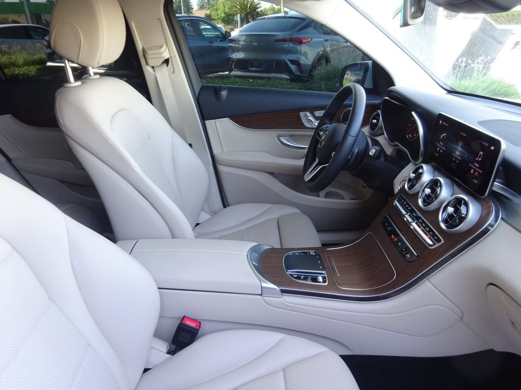 2022 Mercedes-Benz GLC 300 SUV
