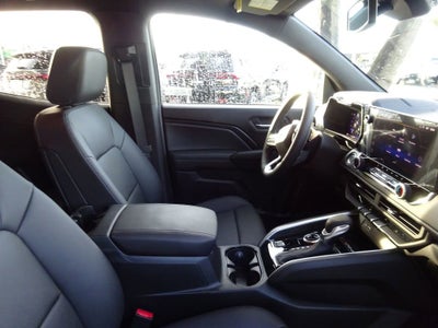 2025 Chevrolet Colorado WT/LT