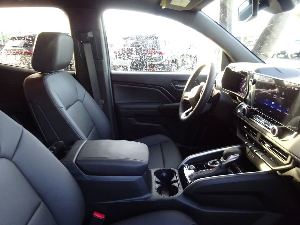 2025 Chevrolet Colorado WT/LT