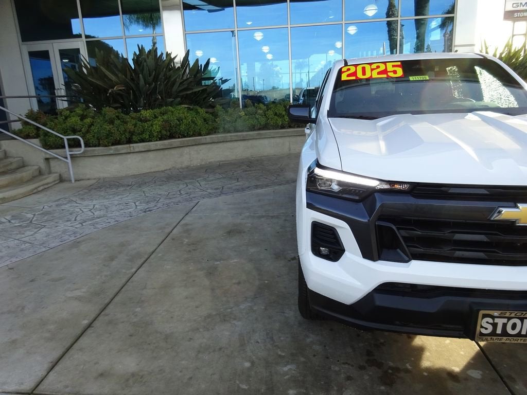 2025 Chevrolet Colorado WT/LT