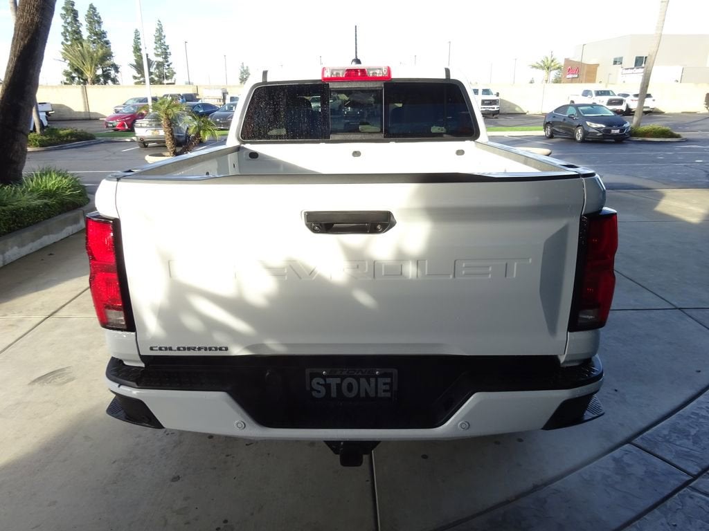 2025 Chevrolet Colorado WT/LT