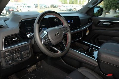 2025 Chevrolet Suburban RST