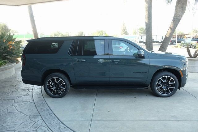 2025 Chevrolet Suburban RST