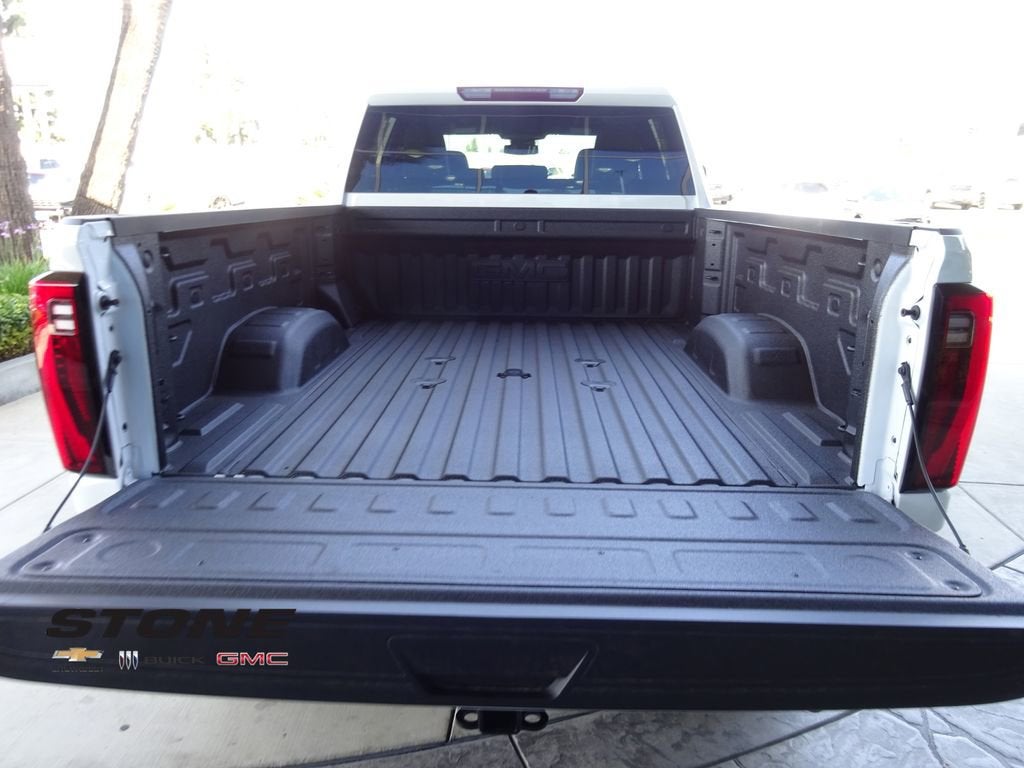 2026 GMC Sierra 2500HD SLT - Photo 8
