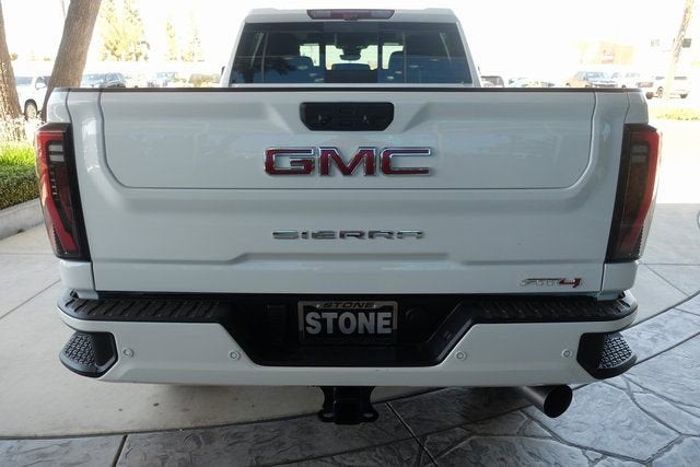 2025 GMC Sierra 2500 HD AT4