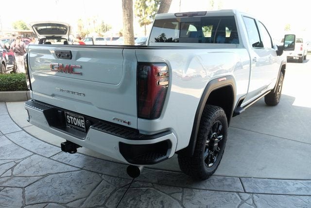 2025 GMC Sierra 2500 HD AT4