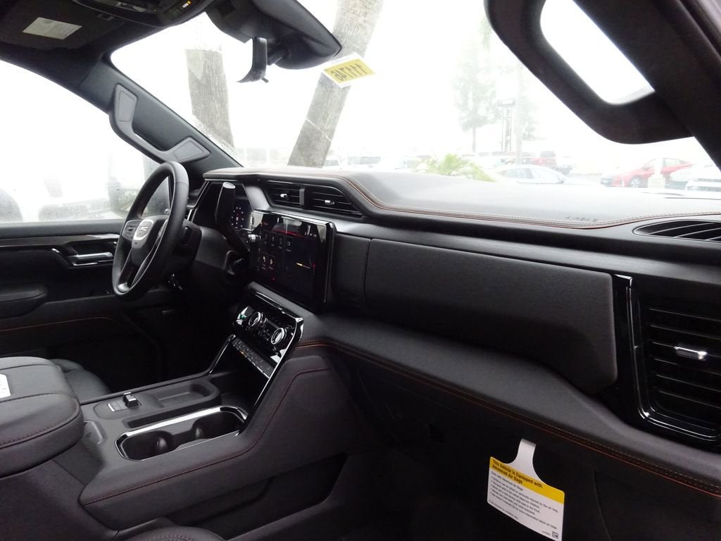 2025 GMC Sierra 3500 HD AT4