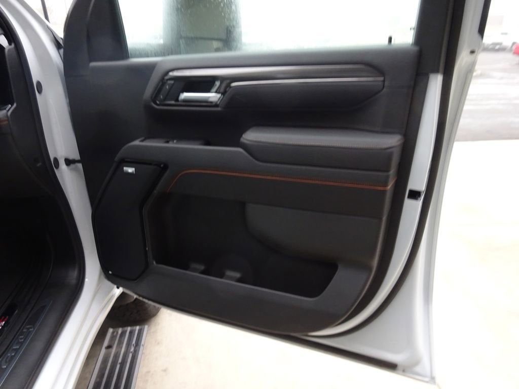 2025 GMC Sierra 3500 HD AT4