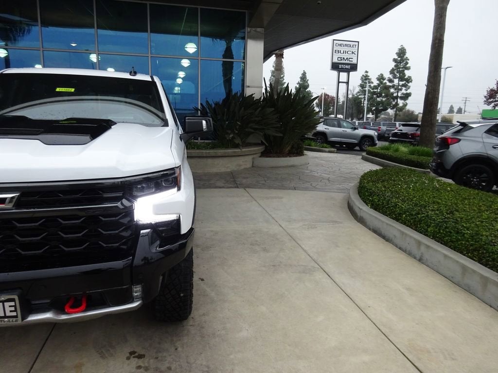 2026 Chevrolet Silverado 1500 ZR2