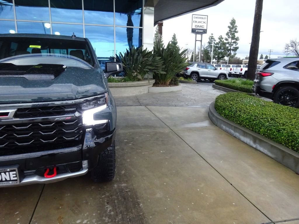 2026 Chevrolet Silverado 1500 ZR2